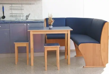 Colțar de bucătărie confortabil pentru zona de dining
